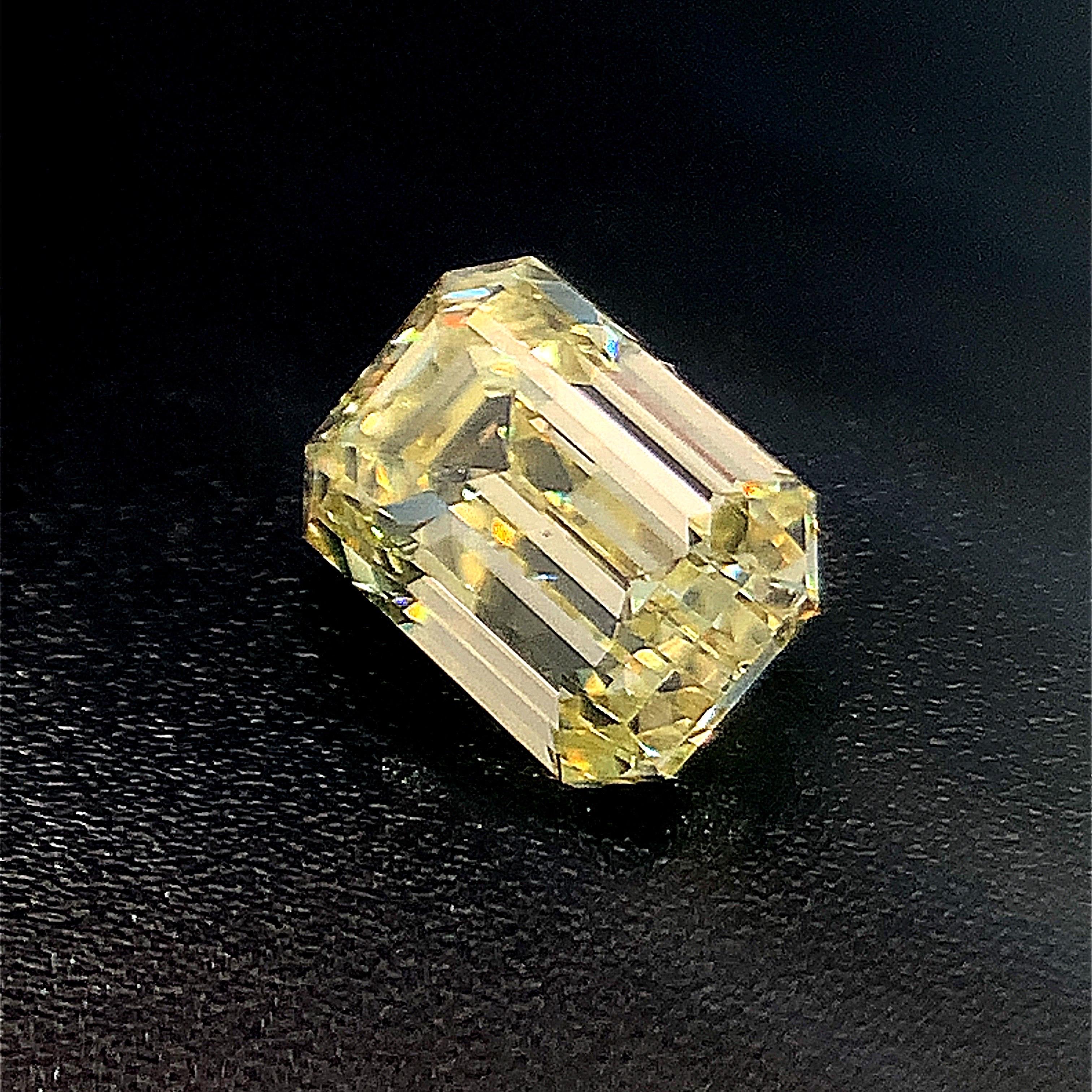 Emerald Cut GIA 1.04ct Certificated Natural Fancy Yellow Diamond, Internally Flawless, Loose
