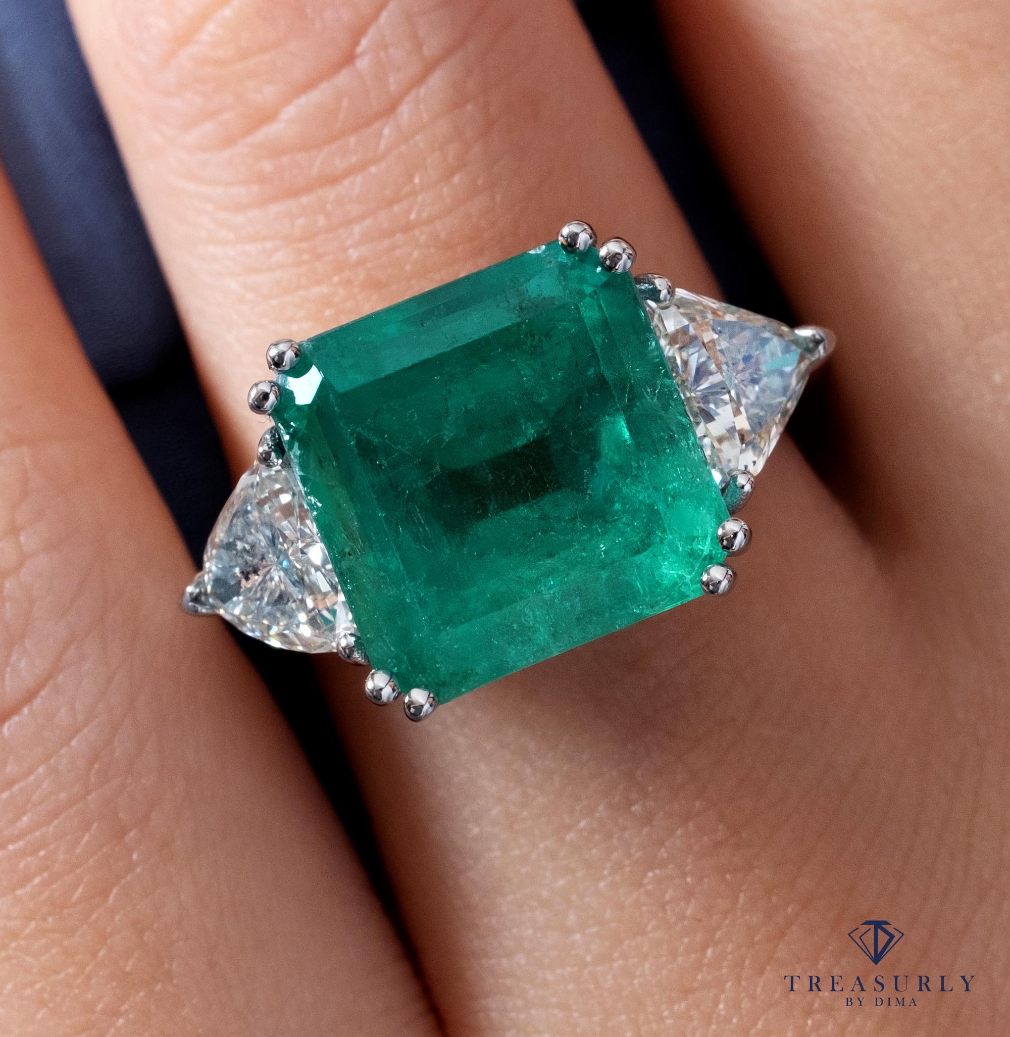 Three Stone Engagement Anniversary Ring with GIA 10.64ct Columbian Square Green Emerald & Diamonds.

This jewel will make a great addition to any GEM/jewelry collection... It is rear to find an emerald over 3ct size, but almost 9ct.... just
