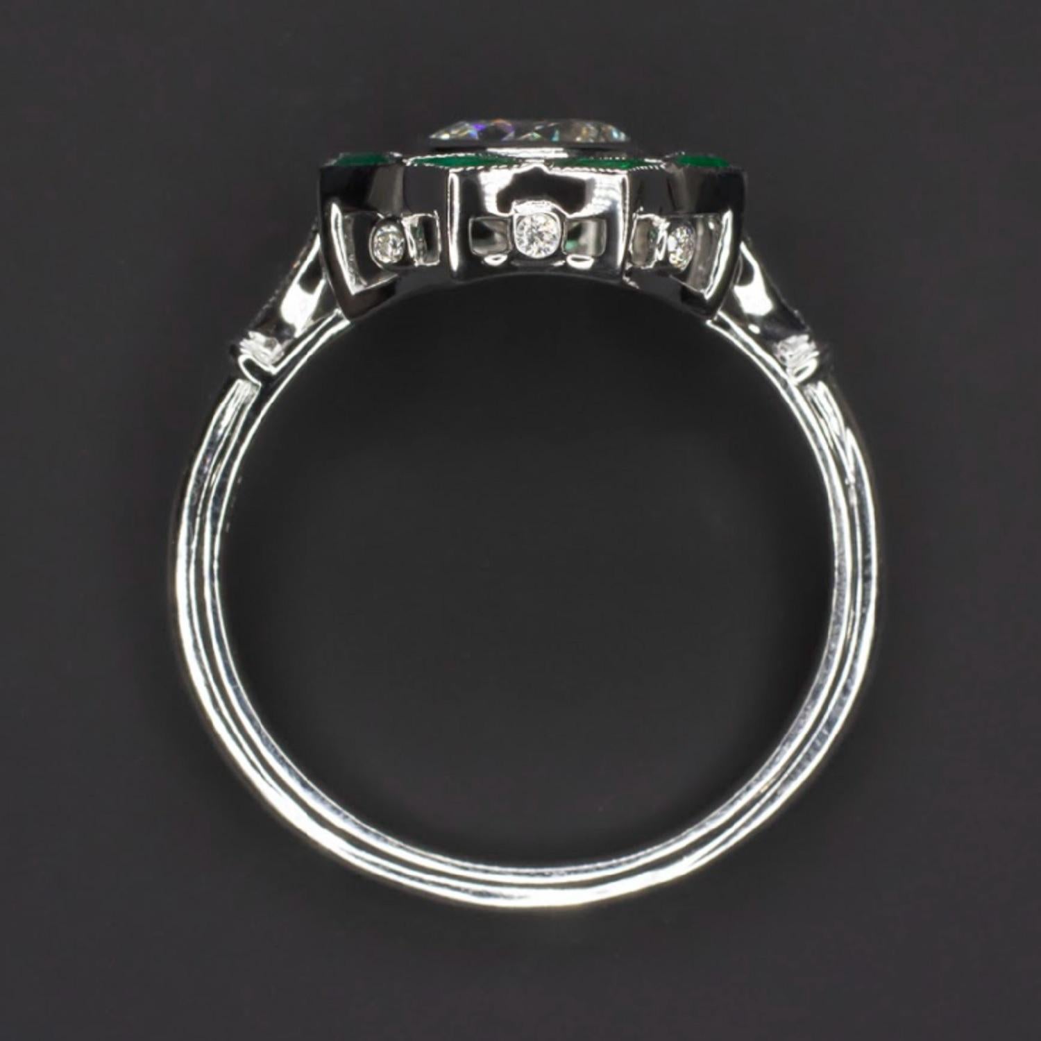 GIA 1.07 Carat Art Deco Style Old European Cut Diamond Emerald Ring For Sale 3