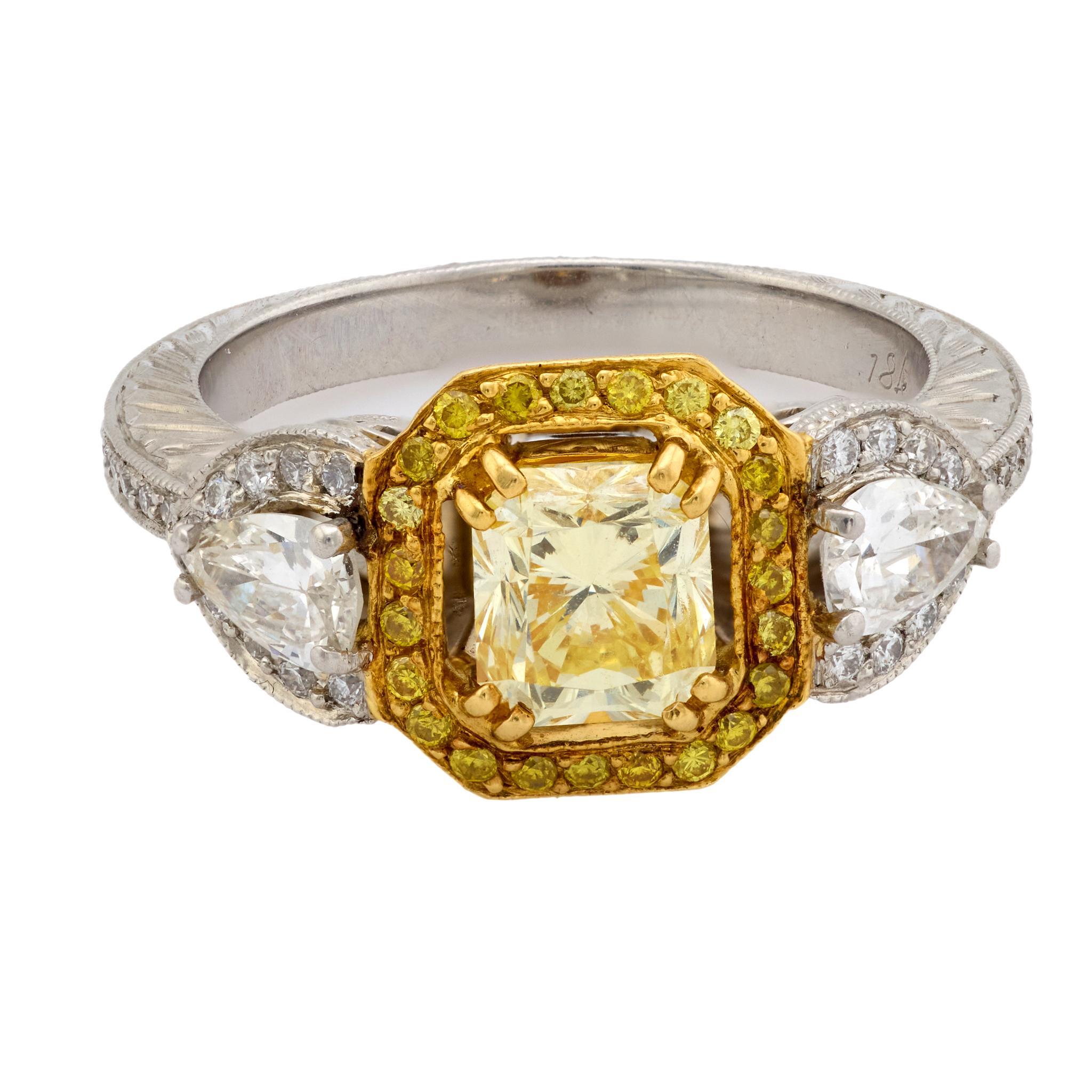 GIA 1,07 Karat gelber Diamant Platin 18k Gelbgold Verlobungsring (Moderne) im Angebot