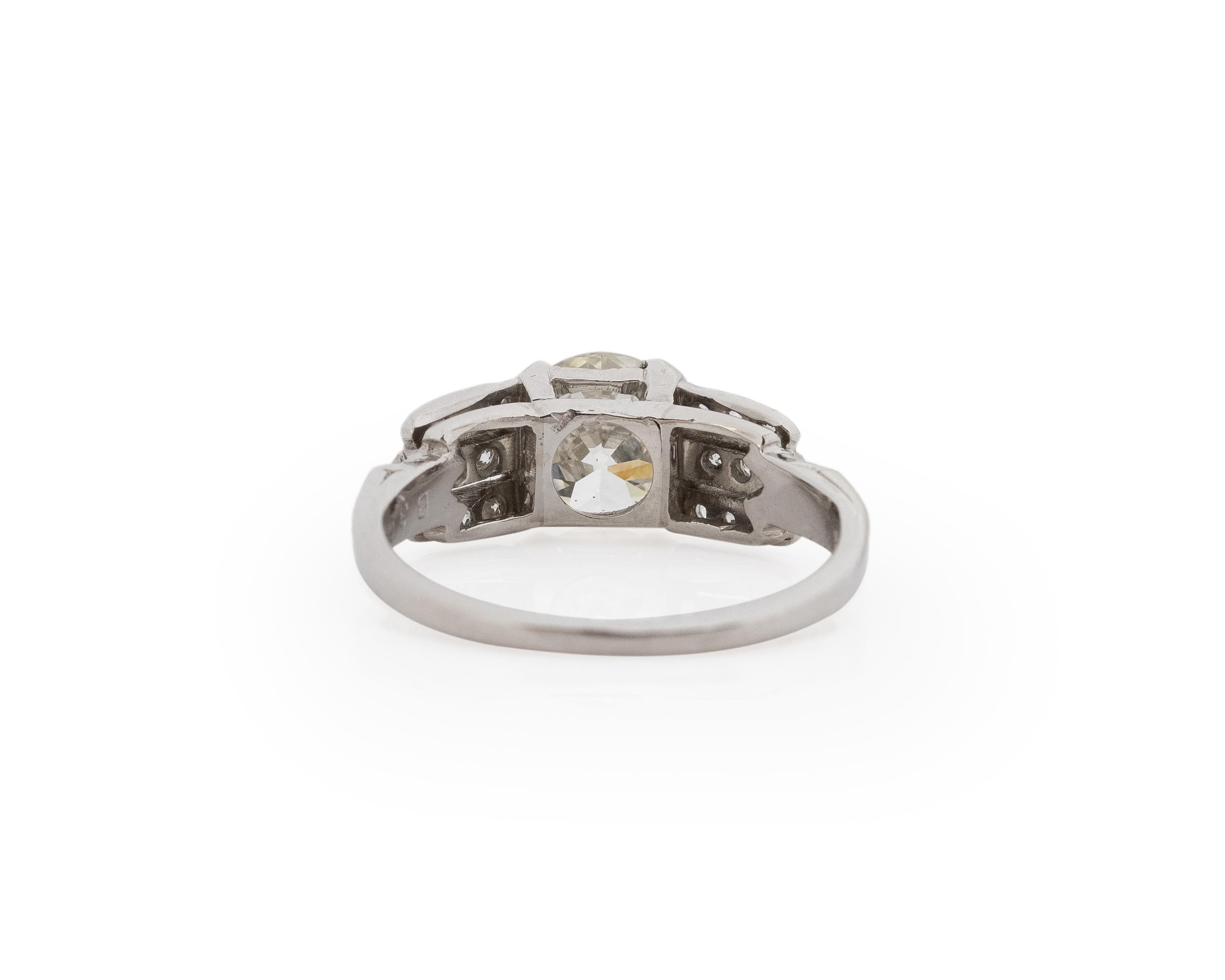 GIA 1.07 Carat Total Weight Art Deco Diamond Platinum Engagement Ring In Good Condition For Sale In Atlanta, GA