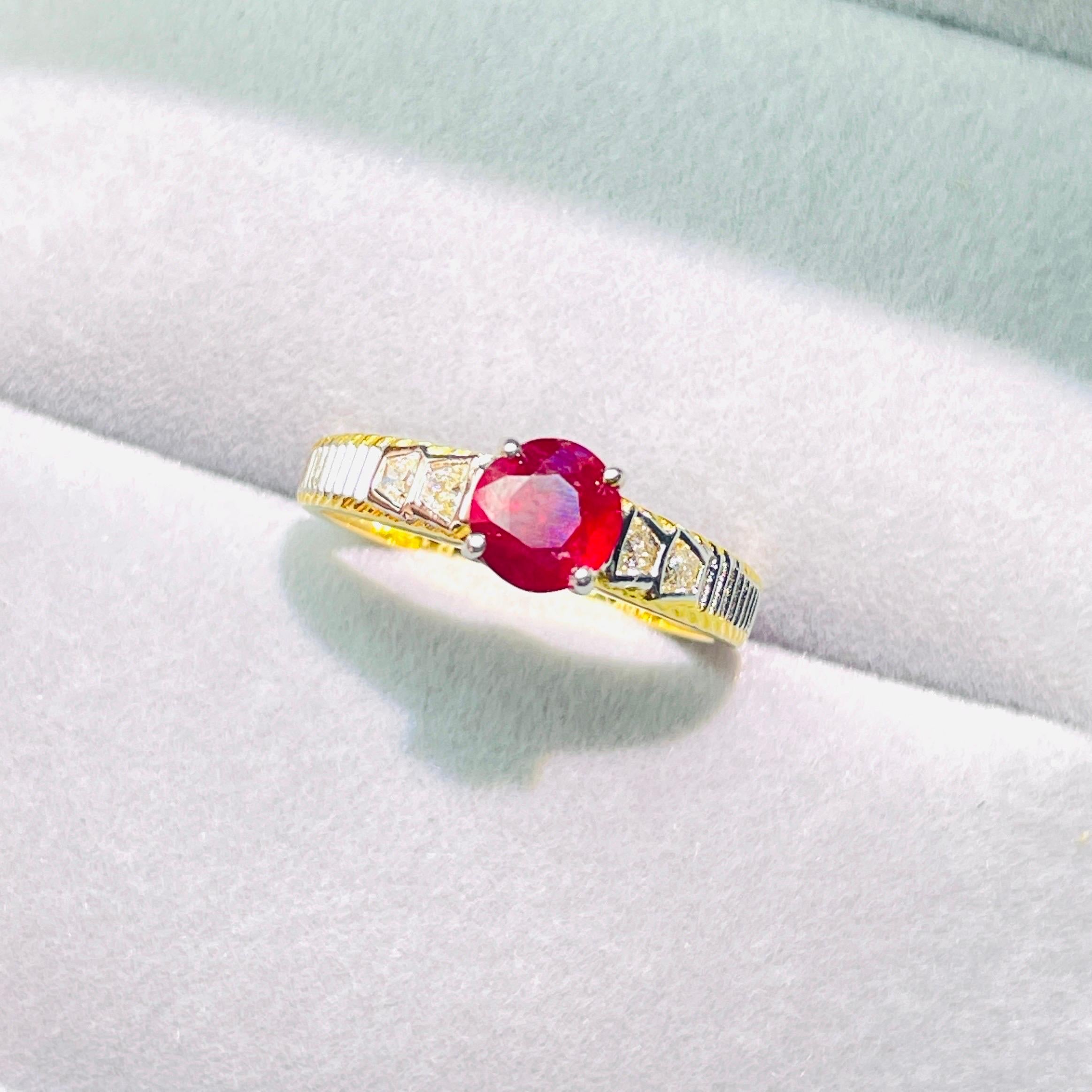 Women's GIA 1.07 Ct Burma ruby unheated pigeon blood color Ring 18K Gold For Sale