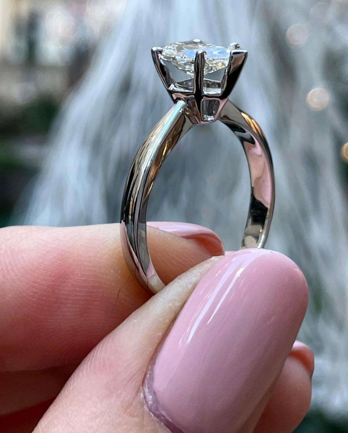 GIA 1.07ct Estate Pear Diamond Solitaire 14k White Gold Engagement Wedding Ring For Sale 6