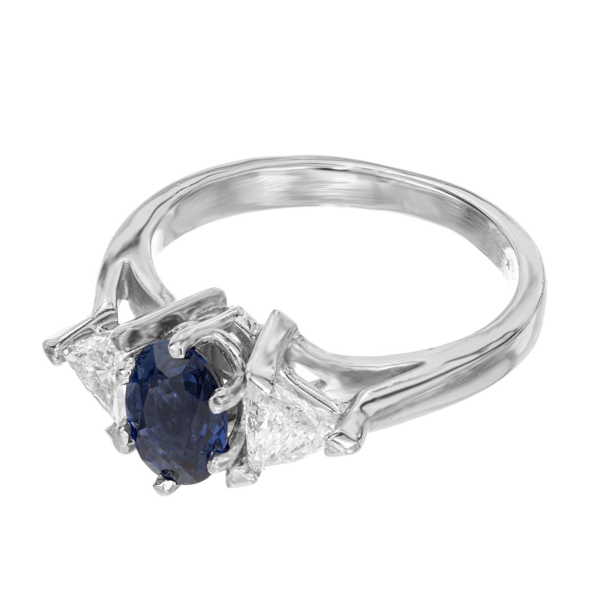 Oval Cut GIA 1.10 Carat Oval Cornflower Blue Sapphire Diamond Platinum Engagement Ring For Sale