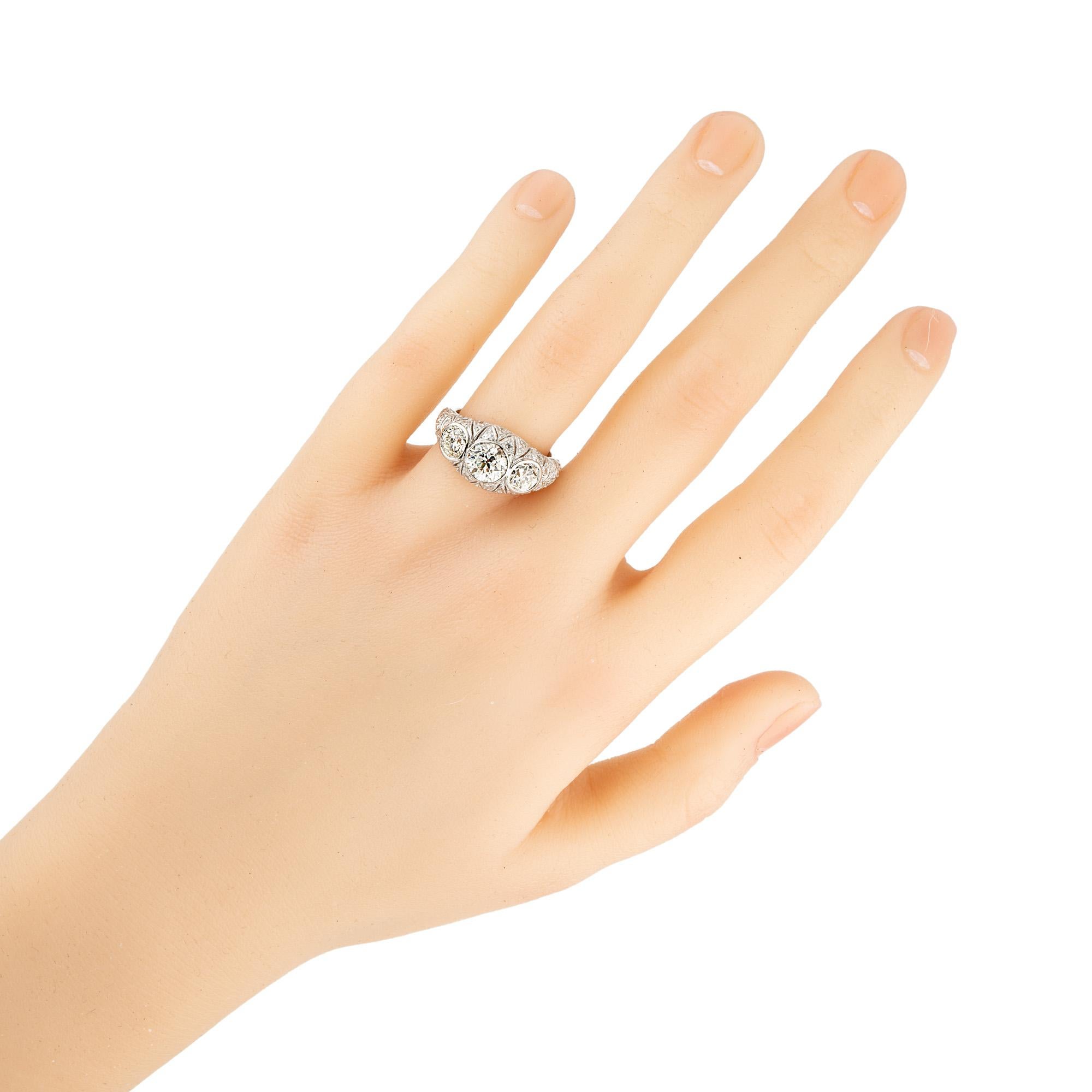 Bague de fiançailles Art déco en platine avec diamant taille européenne ancienne de 1,12 carat certifié GIA en vente 4