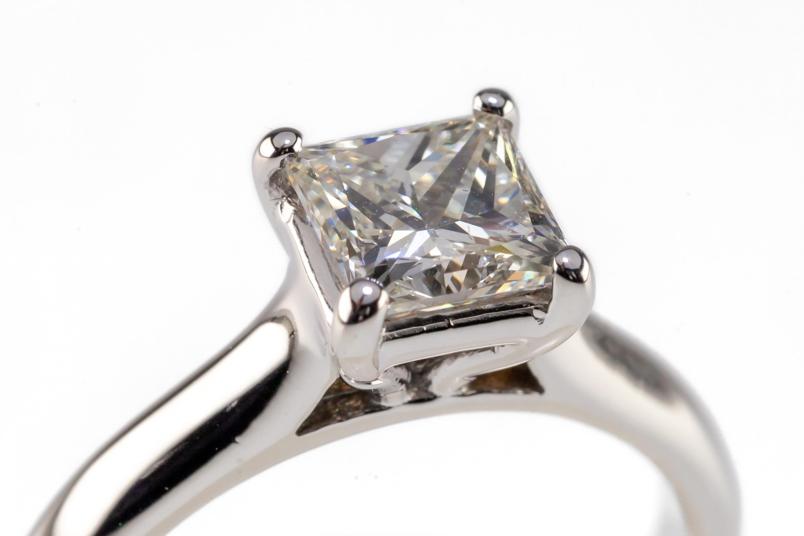 GIA 1.12 Ct Princess Cut Solitaire Engagement Ring 14k White Gold Size 5.25 In Good Condition For Sale In Sherman Oaks, CA
