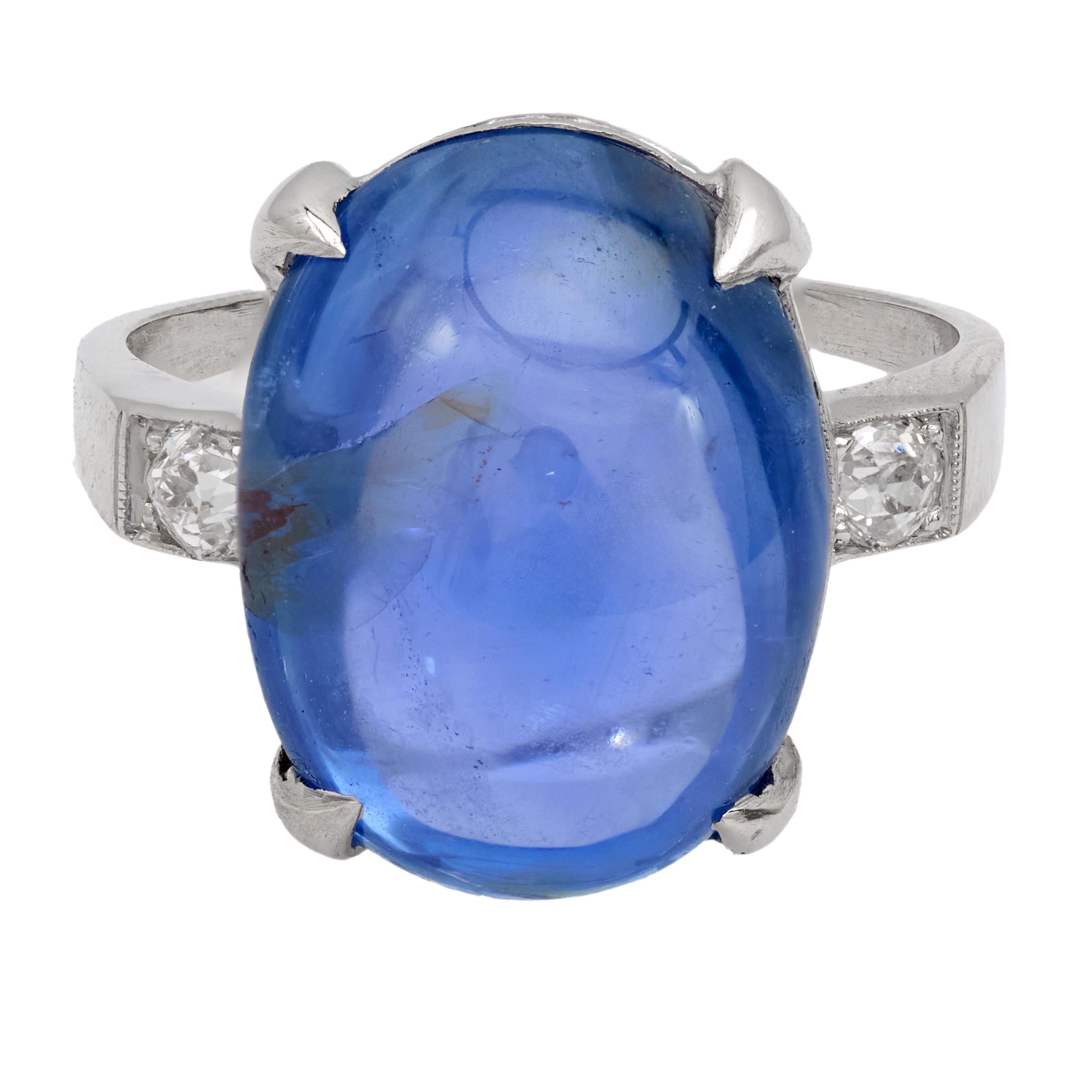 GIA 11,24 carats Ceylon no heat cabochon cut saphir diamant bague platine Bon état - En vente à Beverly Hills, CA