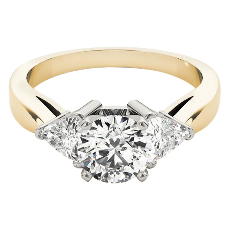 GIA 1,14 Karat Runder Billionenschliff Dreisteiniger Diamantring aus 18K Gelbgold im Angebot