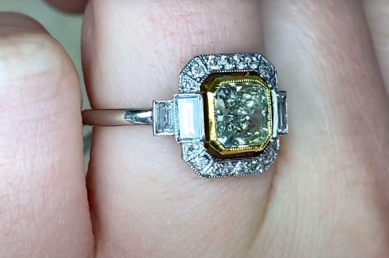 GIA 1.15ct Rare Fancy Yellowish Green Diamond Engagement Ring, Diamond Halo For Sale 1