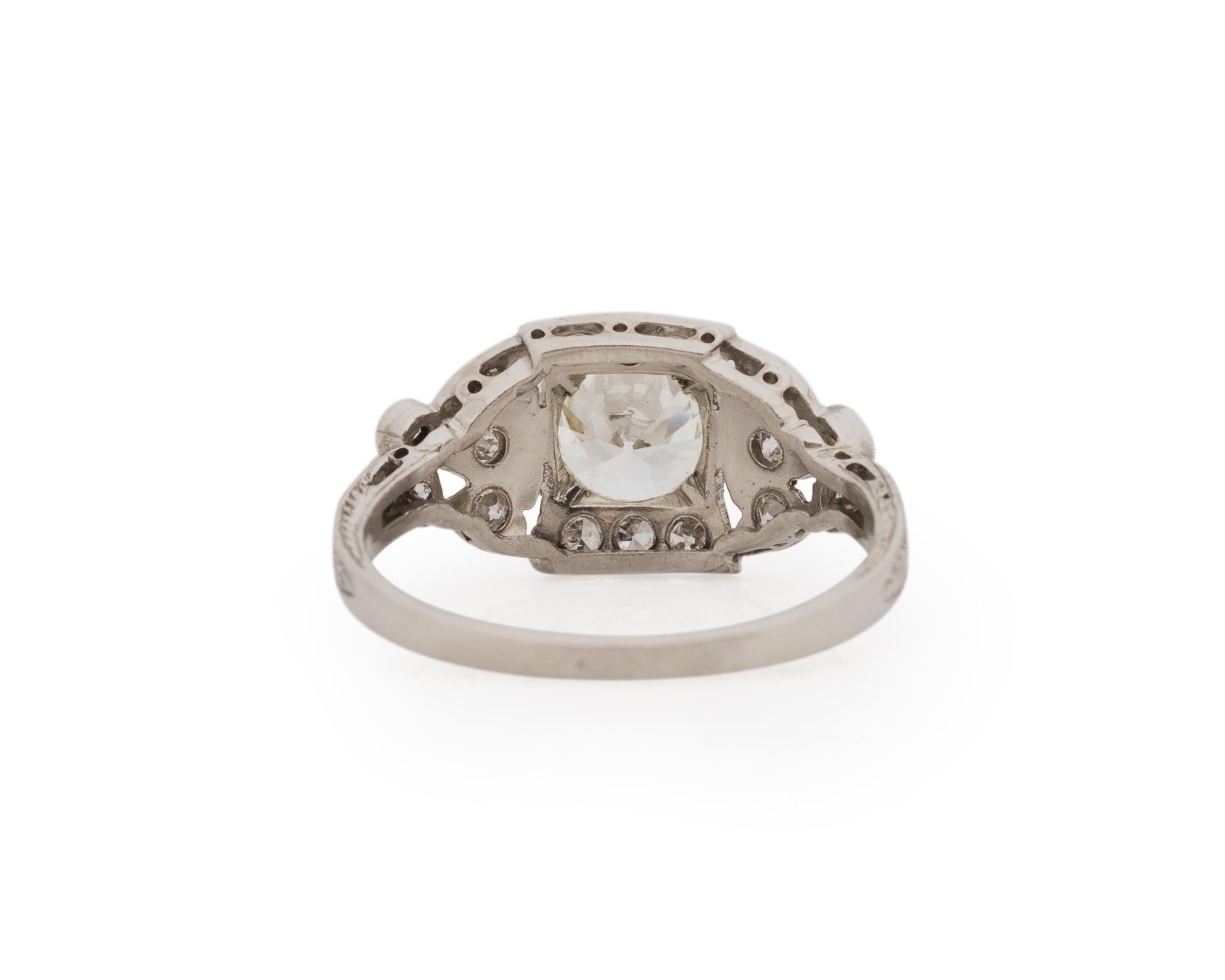 GIA 1.17 Carat Total Weight Art Deco Diamond Platinum Engagement Ring In Good Condition For Sale In Atlanta, GA