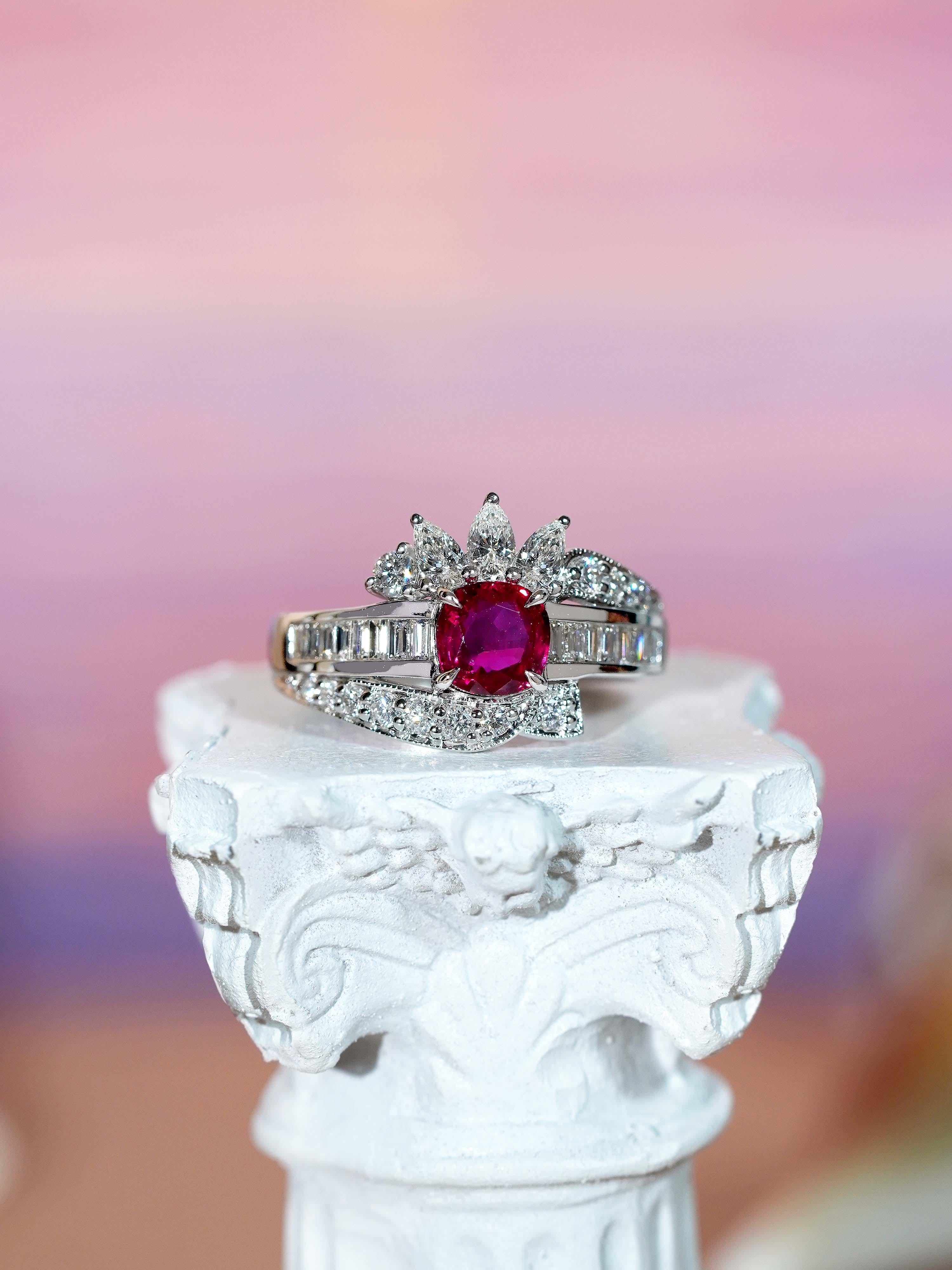 GIA 1,18 qt. Anillo de rubíes y diamantes en oro blanco de 18 quilates en Nuevo estado para la venta en Bangkok, TH