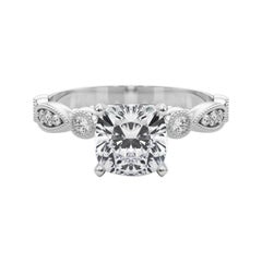 GIA 1.18ct Cuscino Marquise e castone rotondo con diamanti in oro bianco
