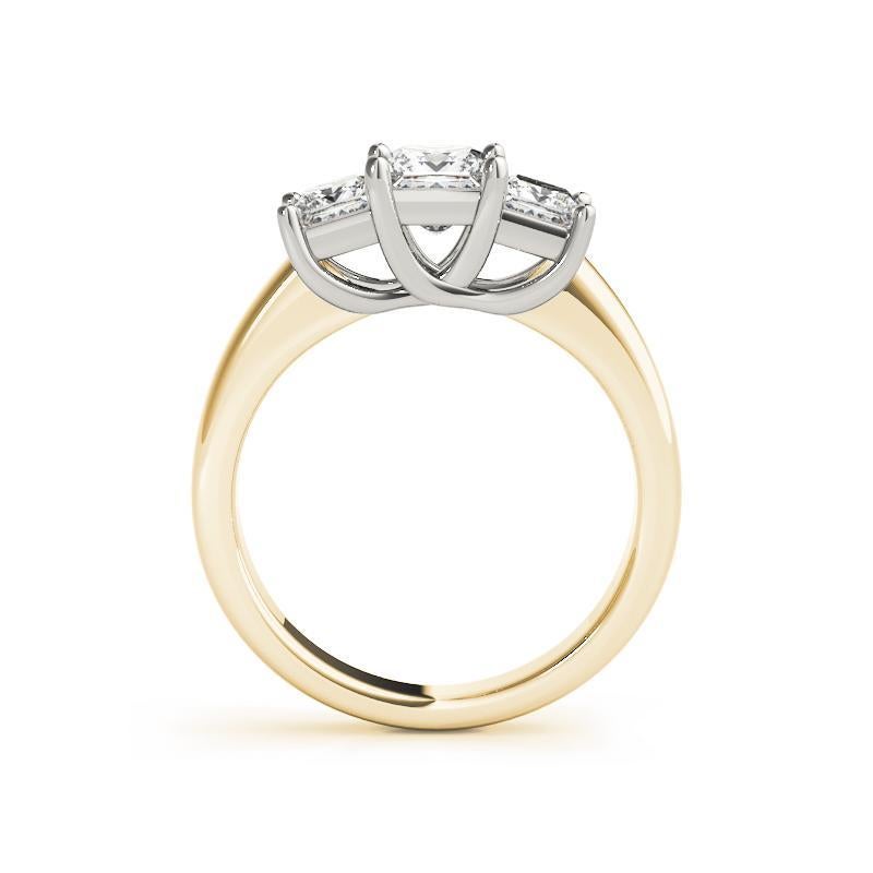 GIA Anello di diamanti in oro giallo 18K con tre pietre e tre punte condivise da 1,2 carati In condizioni Nuovo in vendita a New York, NY