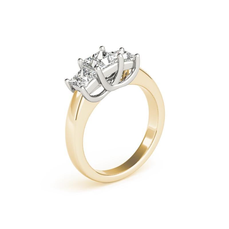 Donna GIA Anello di diamanti in oro giallo 18K con tre pietre e tre punte condivise da 1,2 carati in vendita