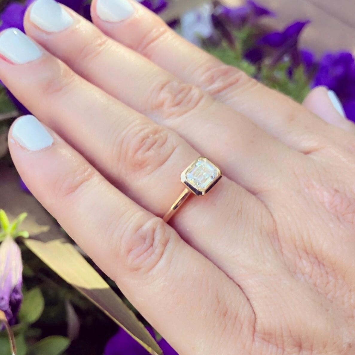 GIA 1.20 Carat I/VS1 Emerald Cut Engagement Ring In New Condition For Sale In San Francisco, CA