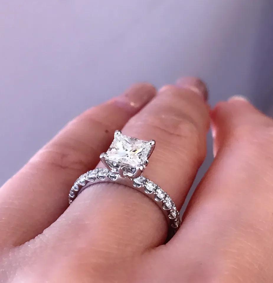 GIA 1.20 carat Princess Cut Diamond J-SI1 in 18k White Gold Diamond Ring For Sale 2