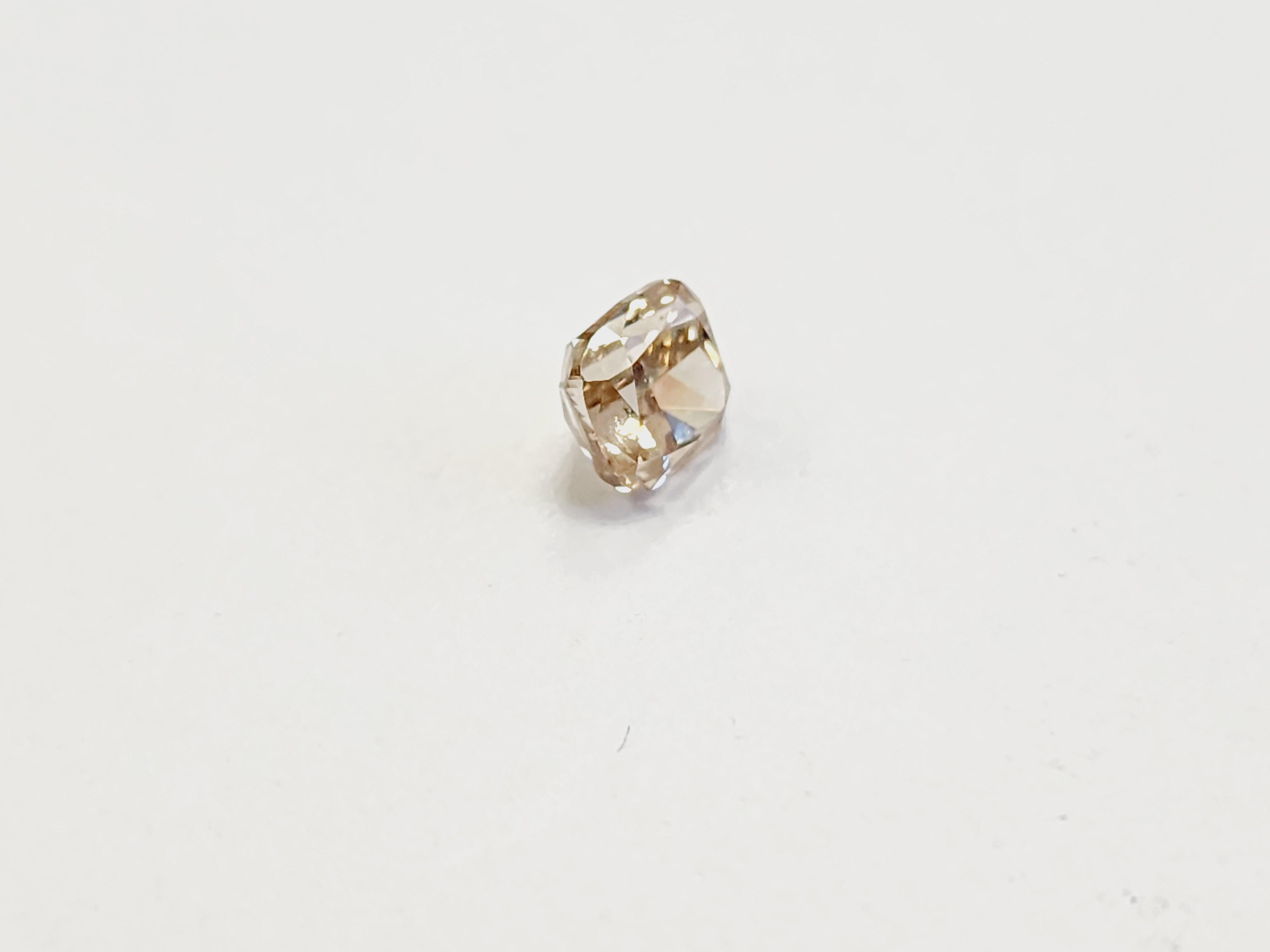 6 prong cushion cut