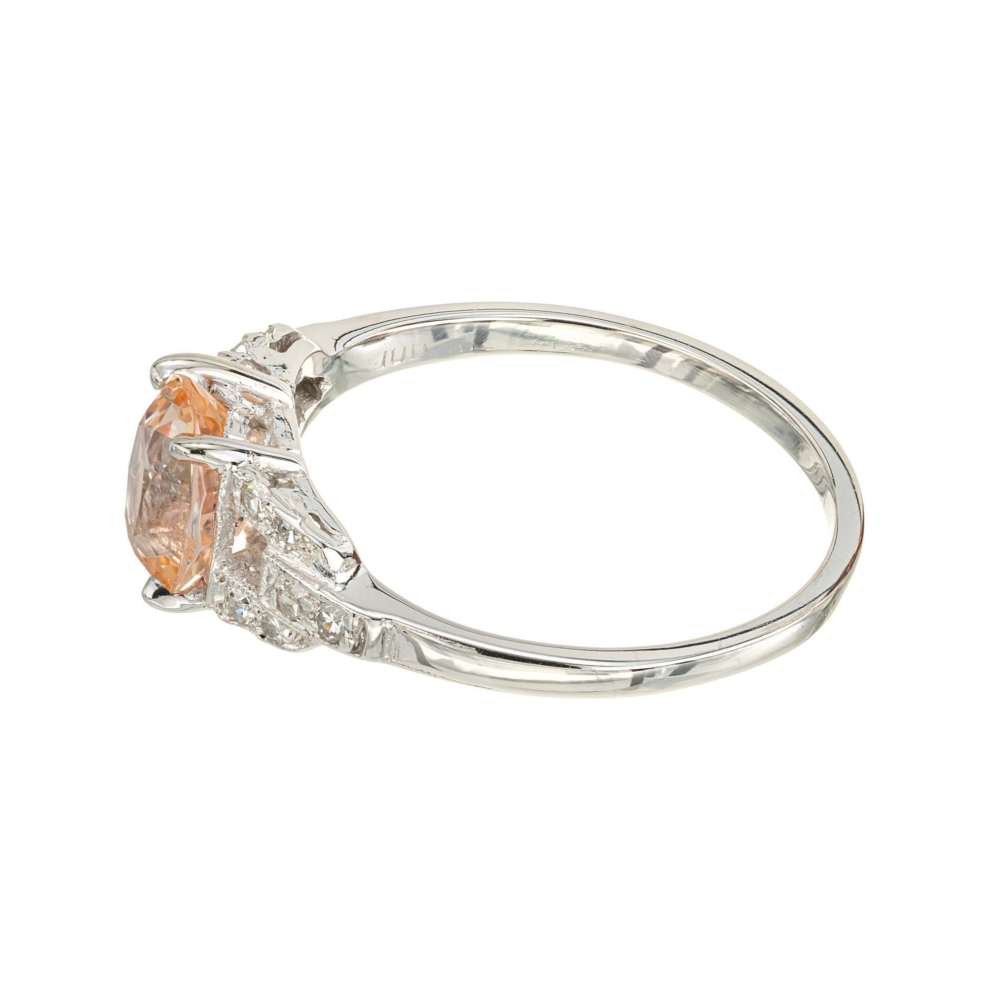 Taglio antico europeo Anello di fidanzamento in platino con diamante e zaffiro giallo arancio naturale da 1,21 carati in vendita