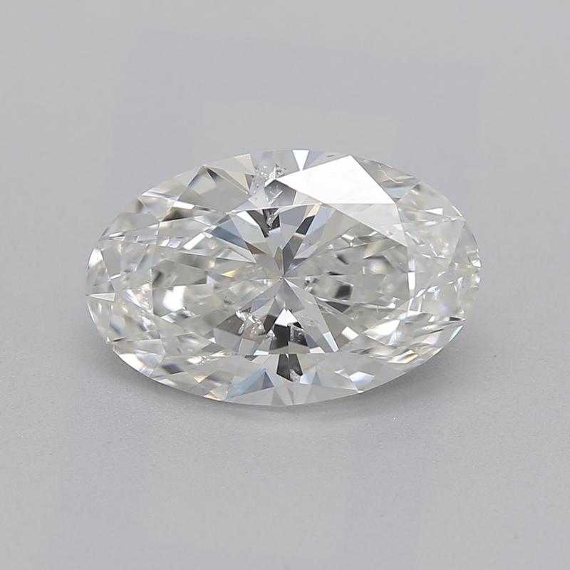 Wir präsentieren einen atemberaubenden Diamantring mit einem bezaubernden Herzstück - einem GIA-zertifizierten ovalen Diamanten mit einem Gewicht von 1,21 und einem exquisiten H und SI2. Die Kathedralenfassung hebt den Diamanten elegant an und