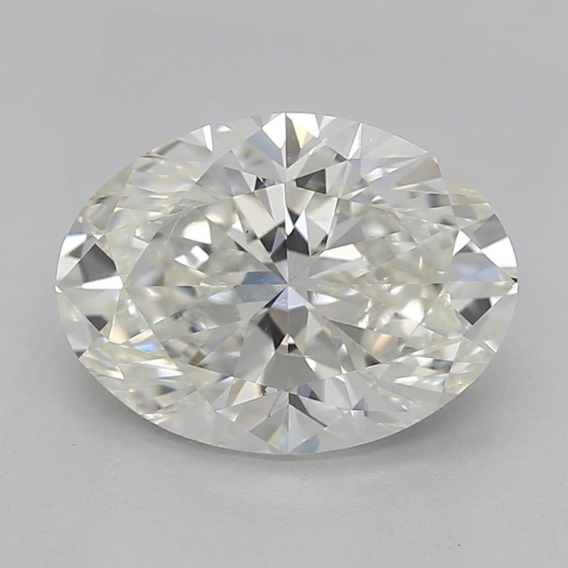Un magnifico anello di diamanti con una splendida pietra centrale ovale, che pesa ben 1,21 e vanta un'impeccabile J e I1. Questo squisito pezzo è sapientemente realizzato in platino, per offrire una luce calda e radiosa che esalta la brillantezza