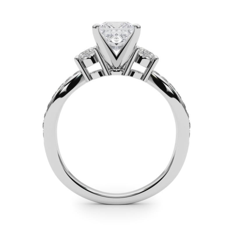 GIA 1,21ct Anello con diamanti a tre pietre Princess Split Shank Pave in oro bianco 18 carati In condizioni Nuovo in vendita a New York, NY