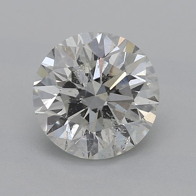 Realizzato a mano a New York, questo squisito anello con diamante è caratterizzato da un notevole centro di un diamante rotondo certificato GIA del peso di 1,21 e con un'incontaminata J e I1. L'elegante incastonatura a rebbi accentua l'eccezionale