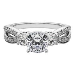 GIA 1,22ct Cuscino a Tre Pietre Split Shank Pave  Anello con diamante