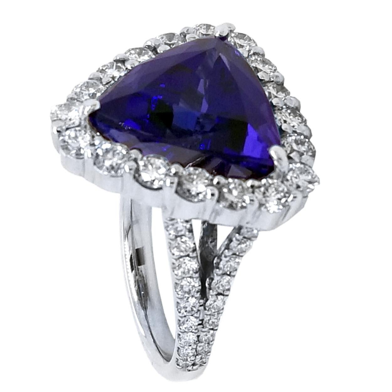 Contemporary GIA 12.40 Carat Trillion Tanzanite Split Shank Pave Set Ring with Halo For Sale