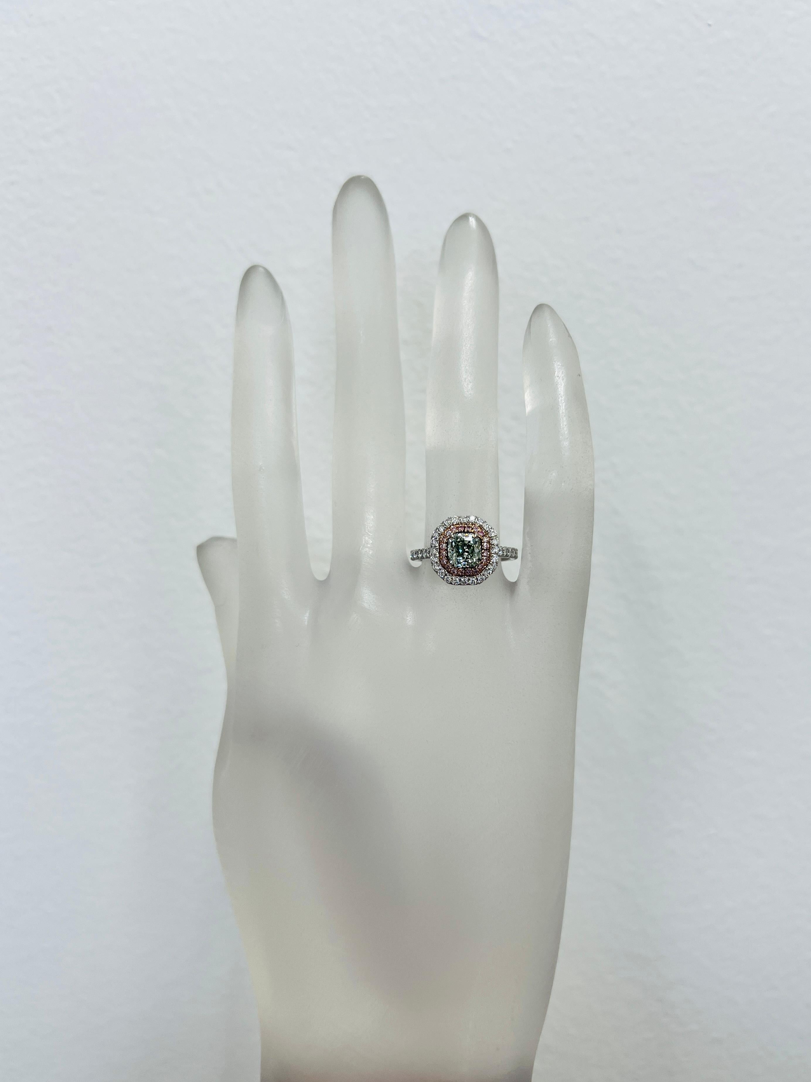 GIA 1,25 Karat gelblich-grüner Diamantring aus 18 Karat Roségold und Platin (Kissenschliff) im Angebot