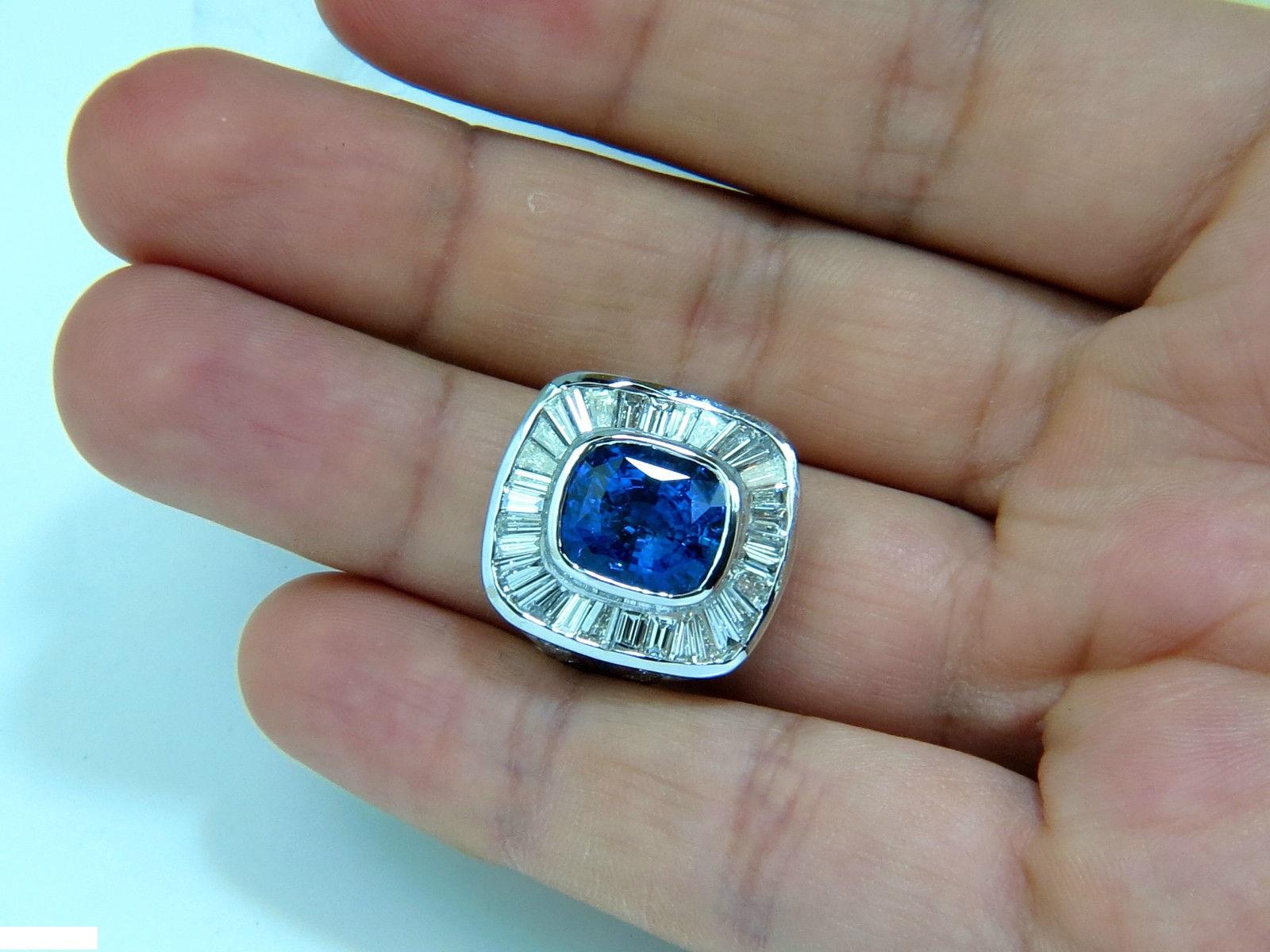 GIA 12.52 Carat 18 Karat Natural Sapphire Diamond Baguette Dec Cluster Ring In New Condition For Sale In New York, NY