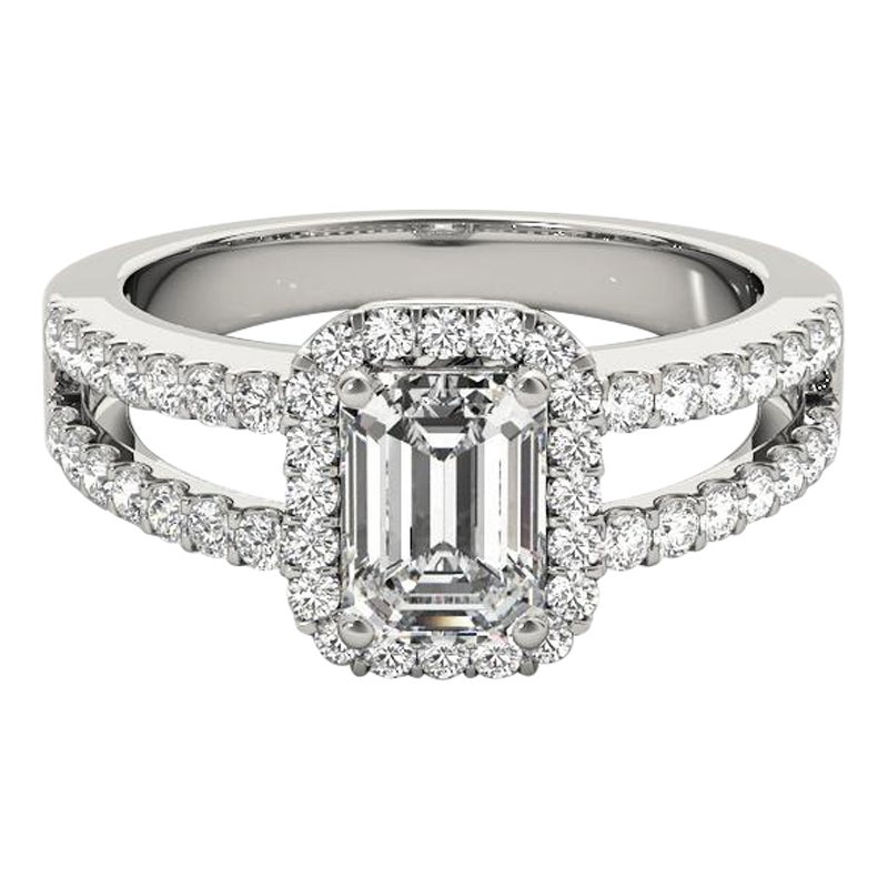 GIA 1,29 quilates Halo Esmeralda Filigrana Vástago partido Anillo de diamantes de oro blanco de 18 quilates