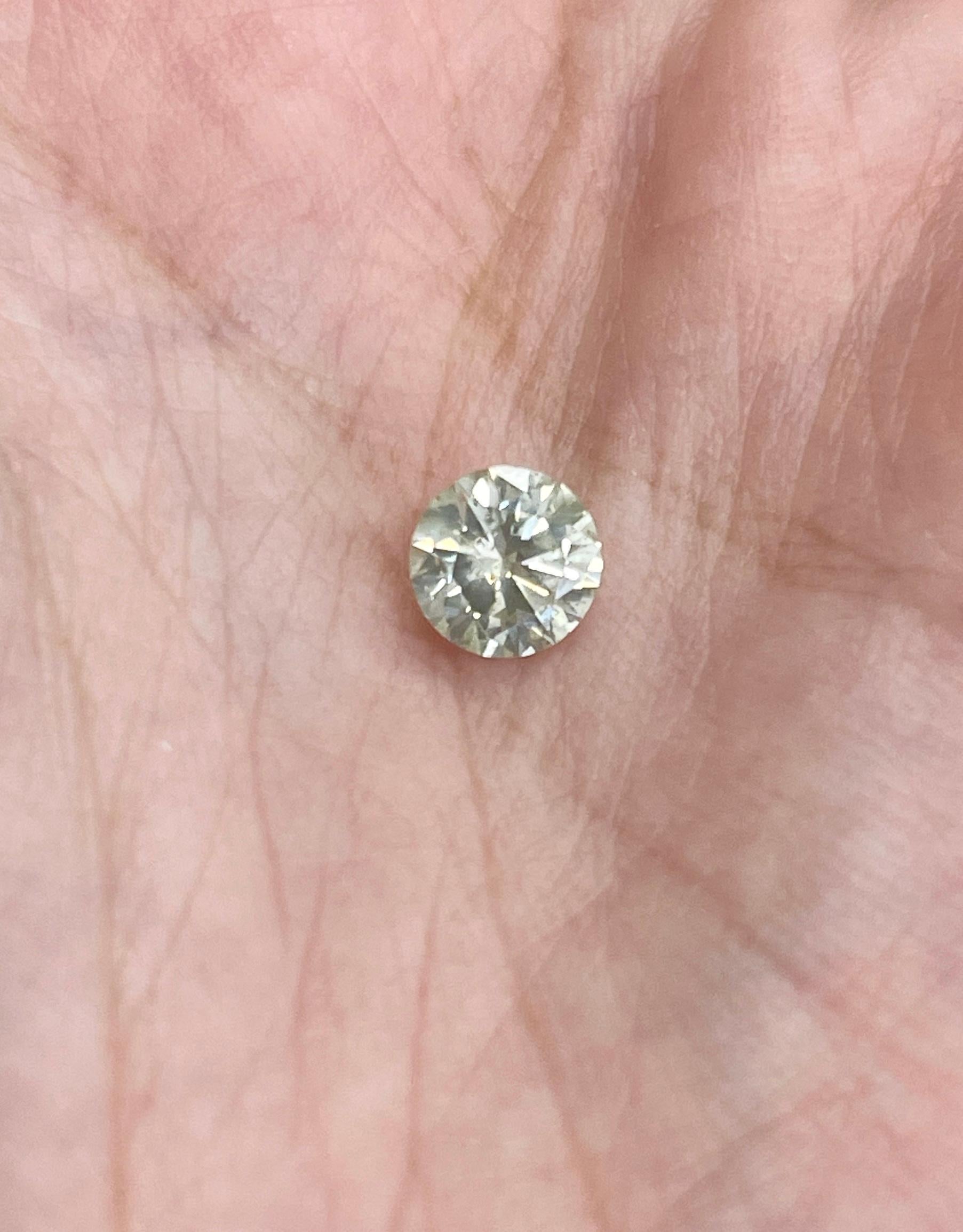 GIA 1.29 Carat Round Cut Loose Diamond In New Condition For Sale In Great Neck, NY