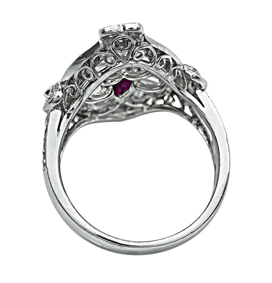 Taglio marquise GIA Anello con rubino di Birmania da 1,29 carati e diamante da 1,47 carati in vendita