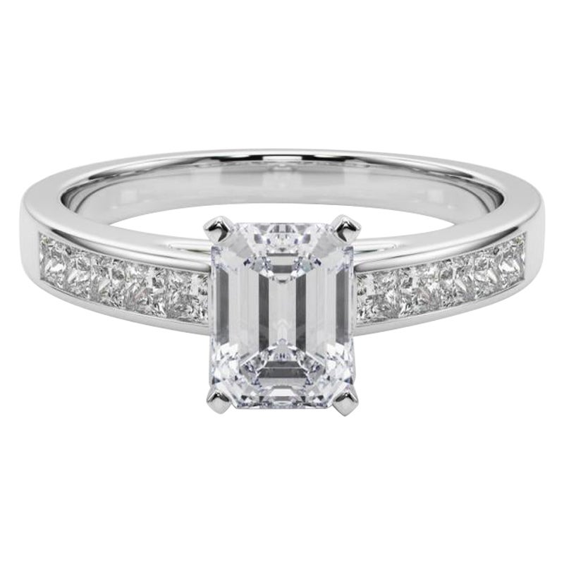 GIA 1.2ct Anello con diamante centrale solitario a canale con principessa smeraldo