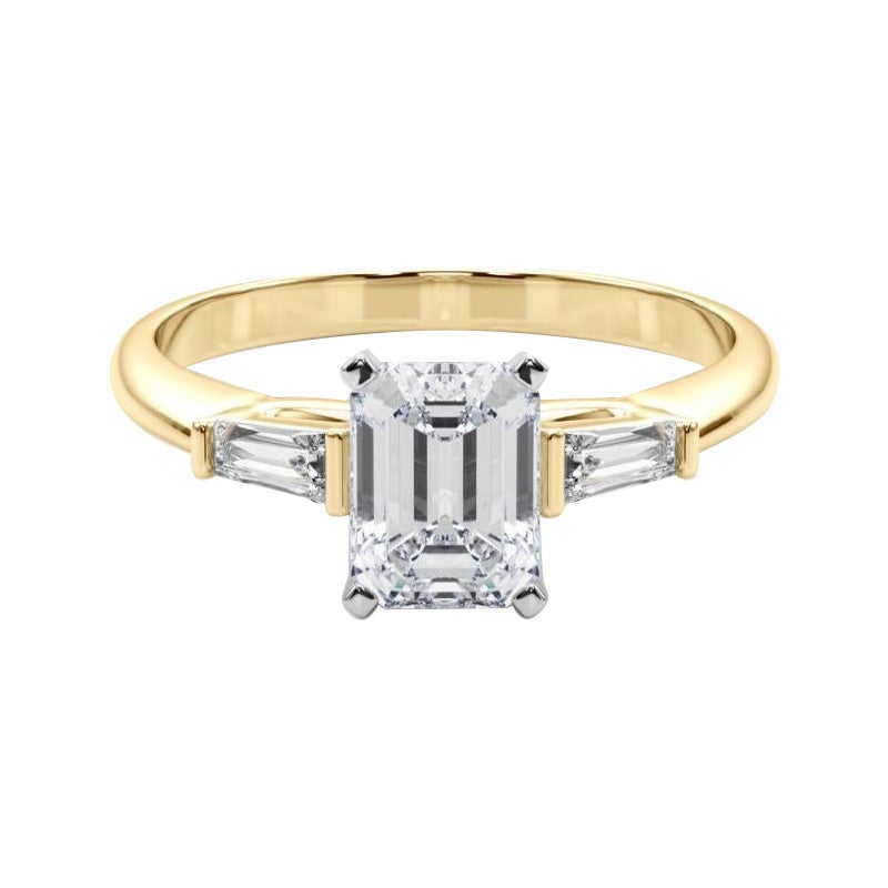 GIA 1,2ct Smeraldo a tre pietre Baguette affusolata Anello con diamanti in oro giallo 18K