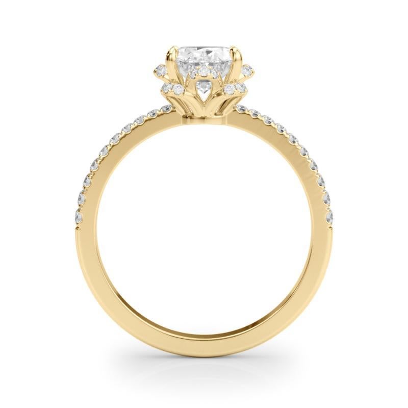 GIA 1.2ct Anello ovale con diamanti d'epoca in oro giallo con fiore multipetalo In condizioni Nuovo in vendita a New York, NY