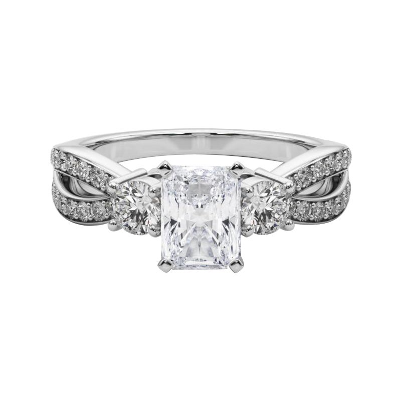 GIA 1,2ct Radiant Three-Stone Split Shank Pave Anello con diamanti in oro bianco 18K