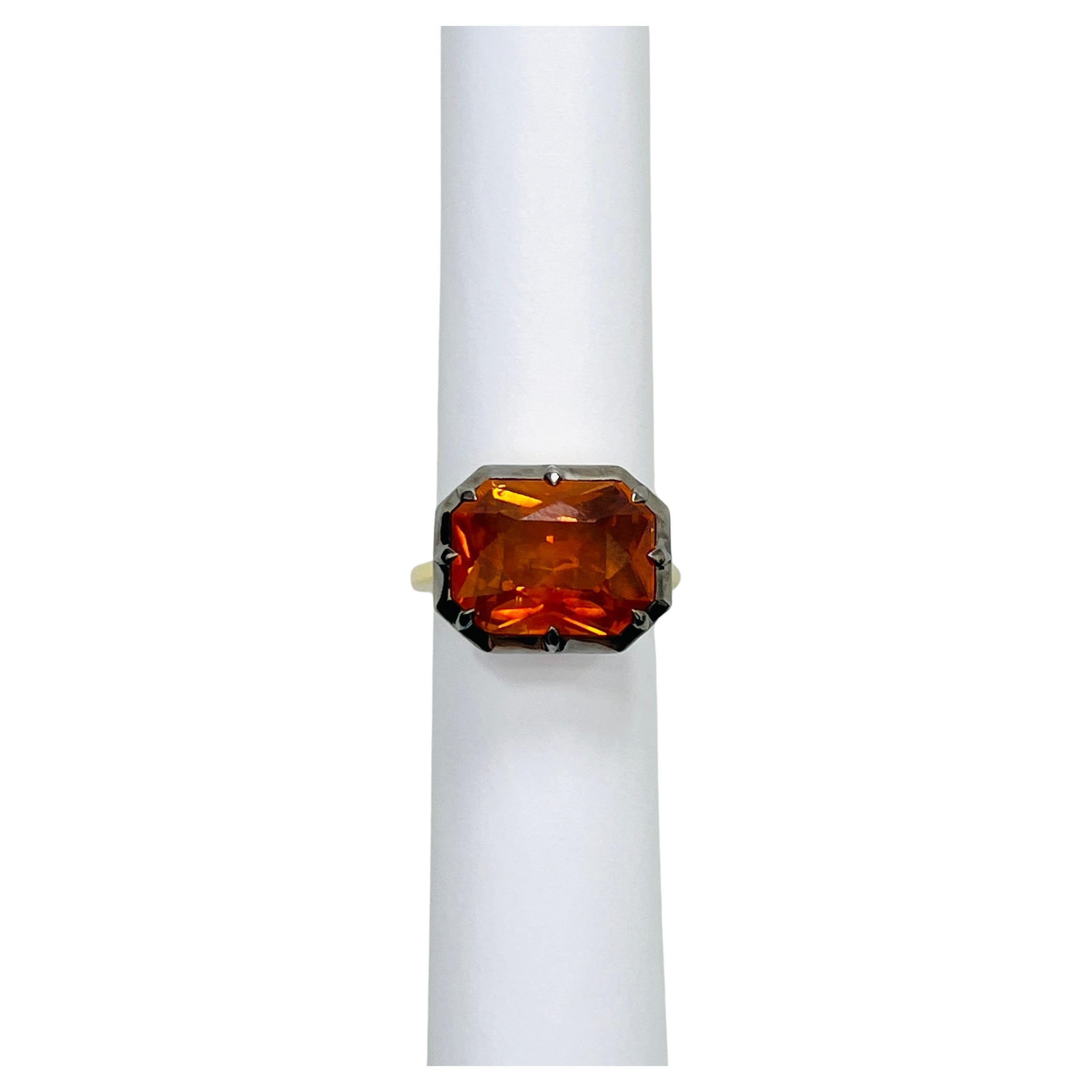 GIA 13 Karat Achteckiger Ring mit orangefarbenem Saphir aus 18 Karat Gold und schwarzem Rhodium im Angebot