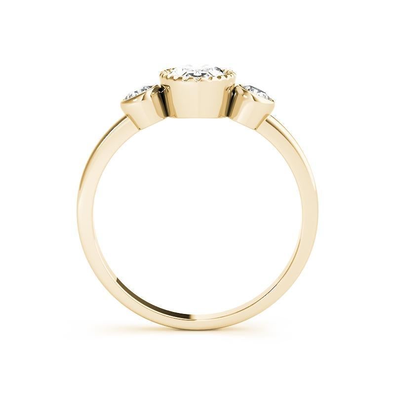 GIA Anello con tre pietre in oro giallo 18 carati con castone ovale da 1,30 carati In condizioni Nuovo in vendita a New York, NY