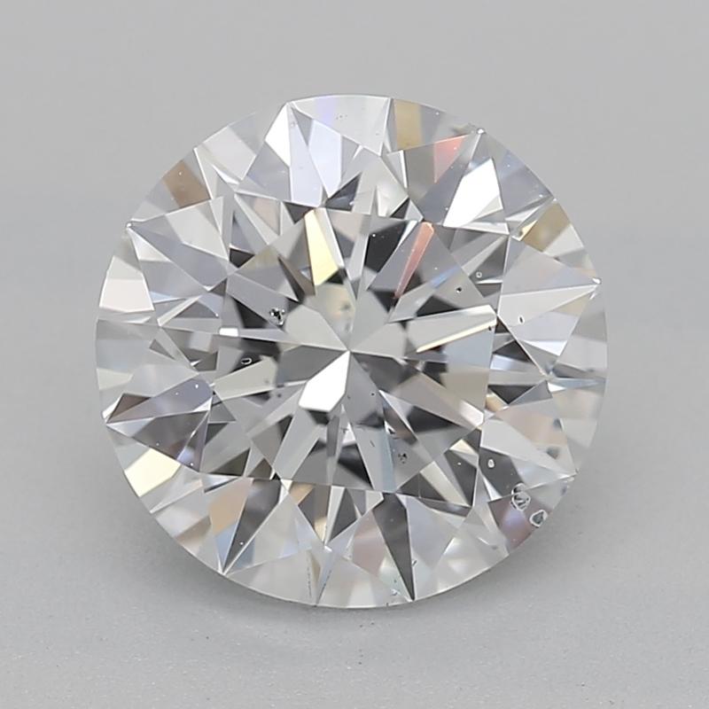Elegant et sophistiqué, ce superbe anneau en diamant présente un remarquable diamant rond pesant 1,30, classé avec un D captivant et une clarté de SI2. Le diamant est délicatement fixé dans une monture à quatre griffes, conçue pour rehausser son