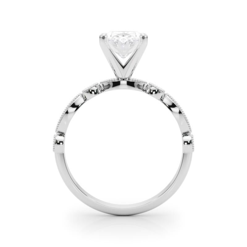 GIA 1.31ct Oval Marquise & Round Milgrain Bezel Anello con diamanti in oro bianco In condizioni Nuovo in vendita a New York, NY