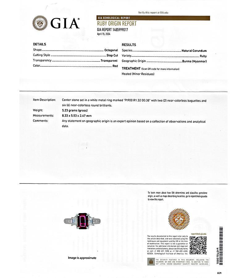 GIA Rubí de Birmania de 1,32 ct Anillo de compromiso de diamantes de 0,38 ct en Bueno estado para la venta en New York, NY