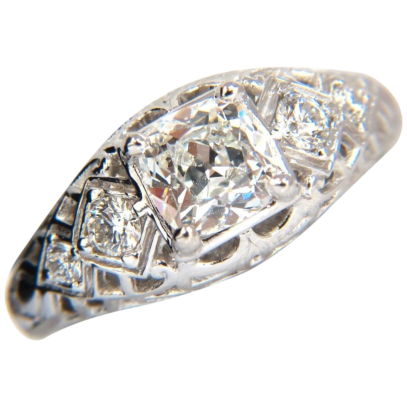 GIA 1.32ct. Cushion Brilliant diamond ring G/ Si-1 Vintage Class Deco 14kt For Sale