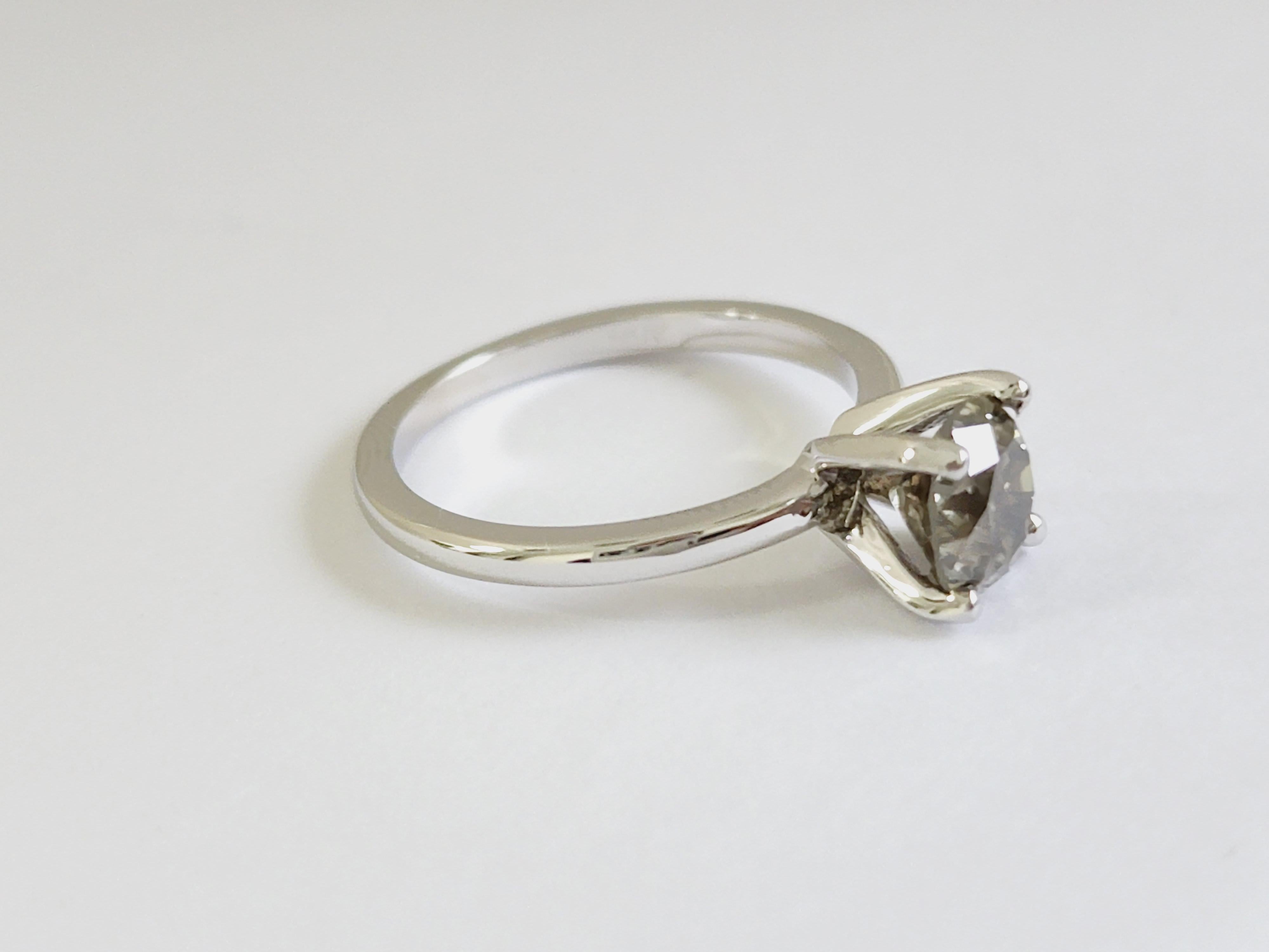 GIA 1.34 Carat Round Cut Fancy Diamond White Gold Solitaire Ring 14 Karat 2