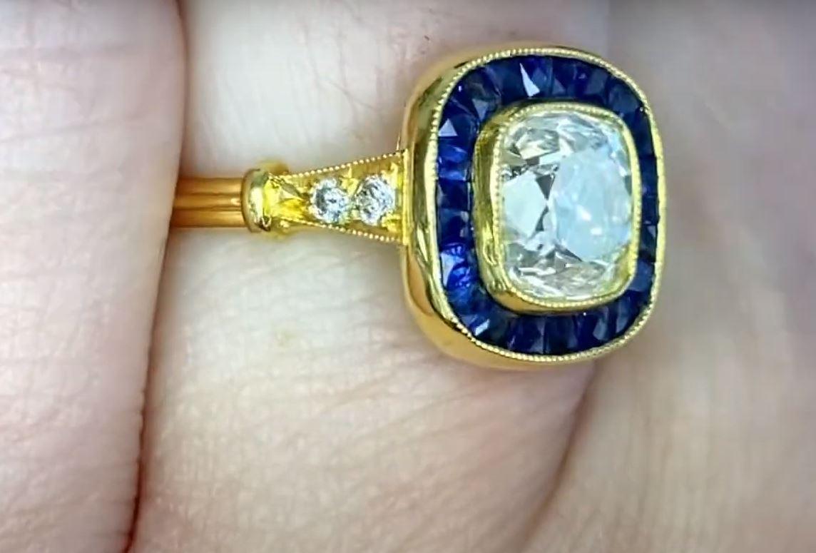 Bague de fiançailles en or jaune 18k GIA 1.36ct Antique Cushion Cut Diamond Pour femmes en vente