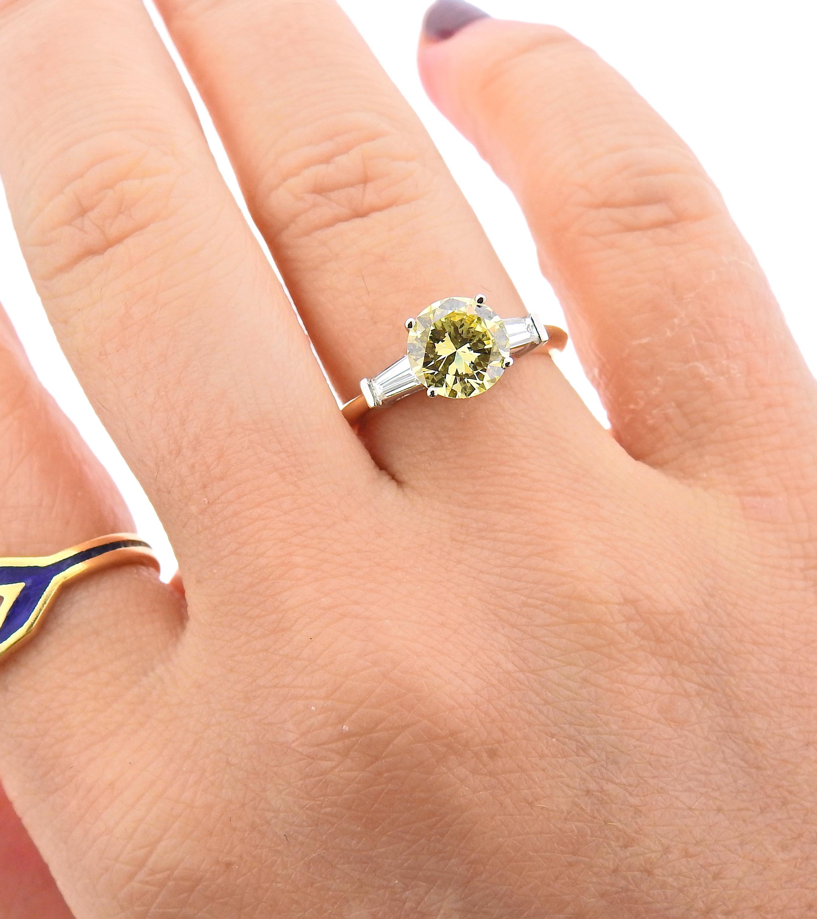 Round Cut GIA 1.37 Carat Fancy Yellow Diamond Tiffany & Co. Gold Platinum Engagement Ring