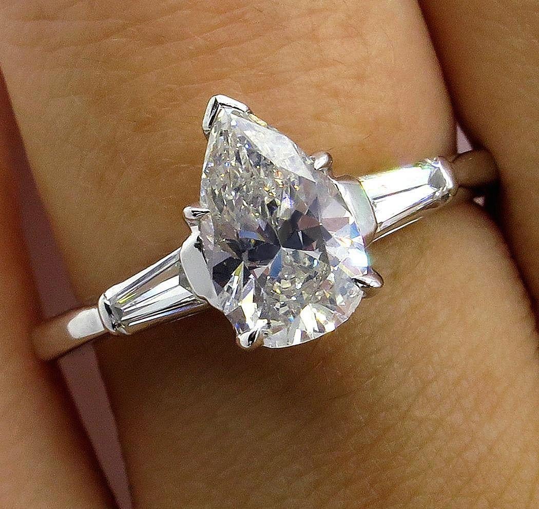 GIA 1.39 Carat Solitaire Pear Shaped Diamond Engagement Wedding Platinum Ring 6