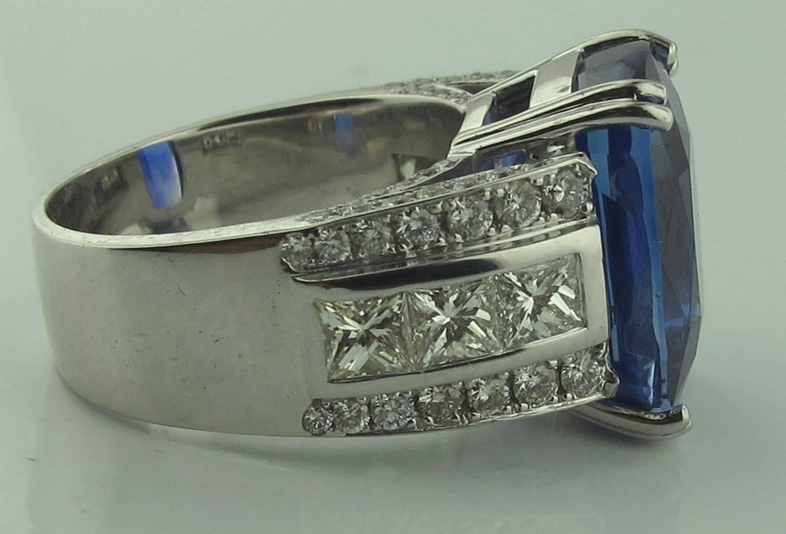 GIA Certified 13.97 Carat Burma No-Heat Blue Sapphire Diamond Ring in Platinum In Excellent Condition In Palm Desert, CA