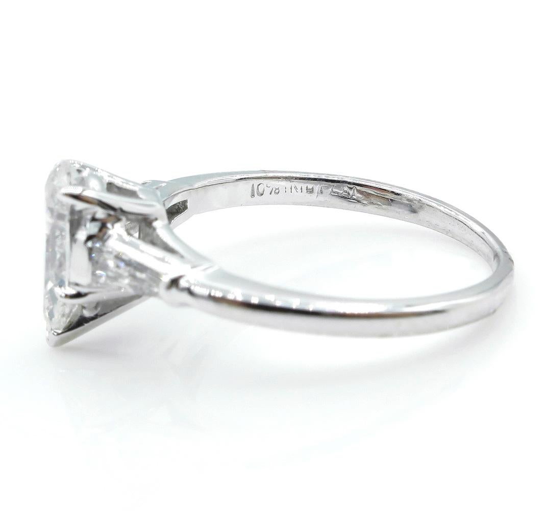 GIA 1.39 Carat Solitaire Pear Shaped Diamond Engagement Wedding Platinum Ring In Good Condition In New York, NY