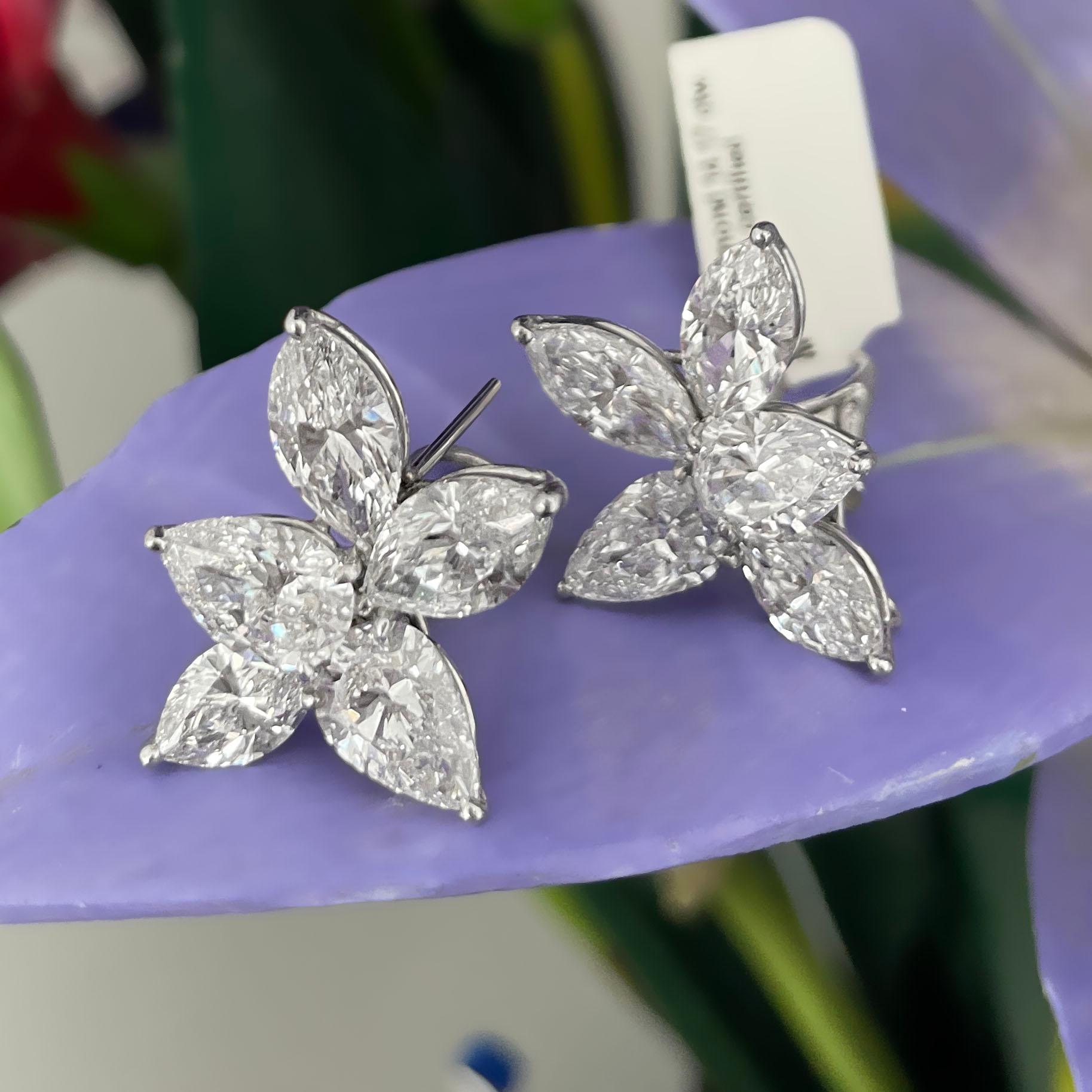 Contemporary GIA 14.17 Carat Diamond Cluster Earrings 
